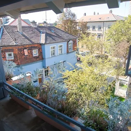 Meisterhaus דירה